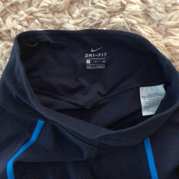 Nike workout pants - Picture 4 of 5